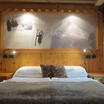 Отель Miravidi A Cervinia Брей-Червиния
