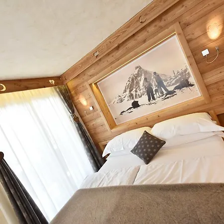 Miravidi A Cervinia 3* بيريوِل تْشيرفينيا
