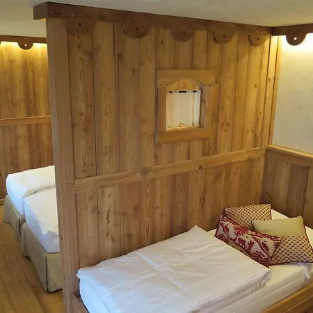 Miravidi A Cervinia Готель 3*